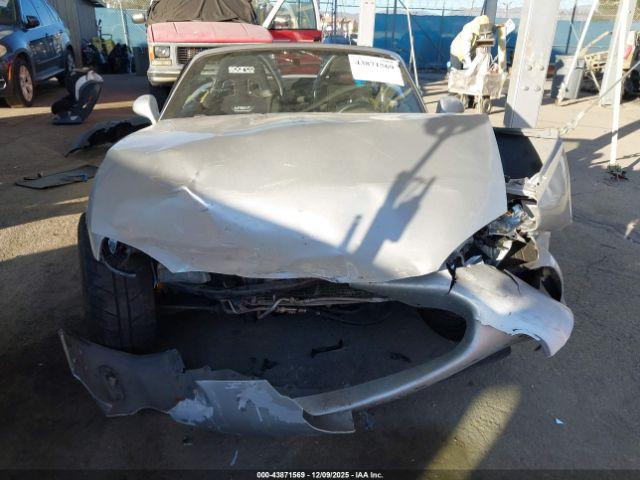 Mazda MX-5 Miata Image 15