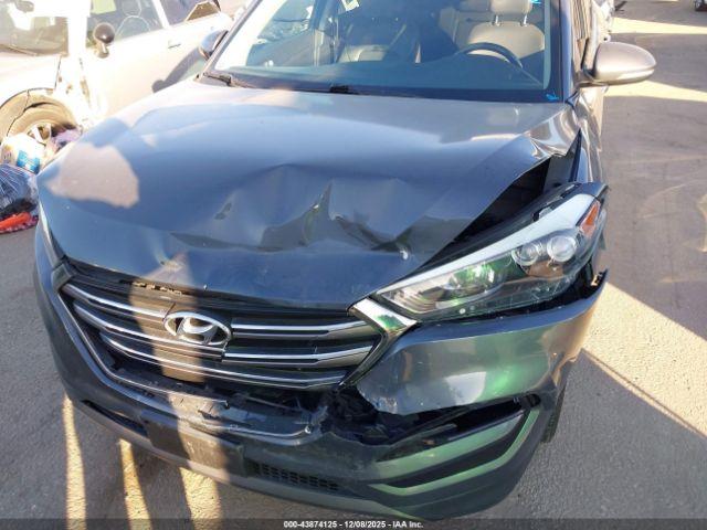 Hyundai TUCSON Limited Image 12