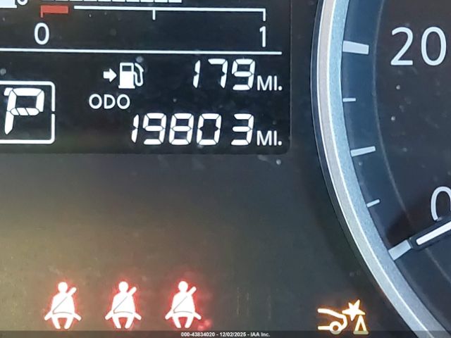 Nissan Versa 1.6 S Image 12