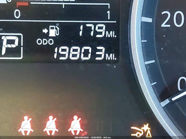 Nissan Versa 1.6 S Image 12