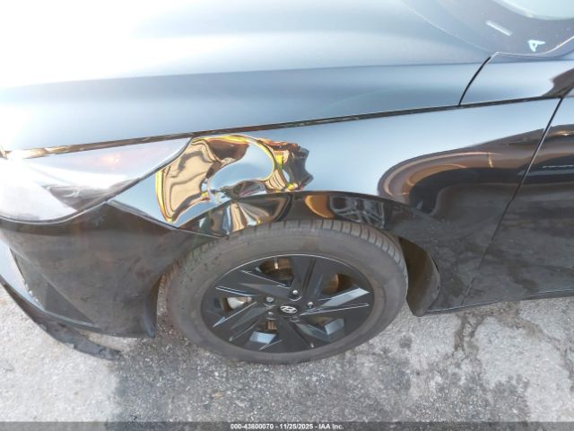 Hyundai ELANTRA Sel Image 7