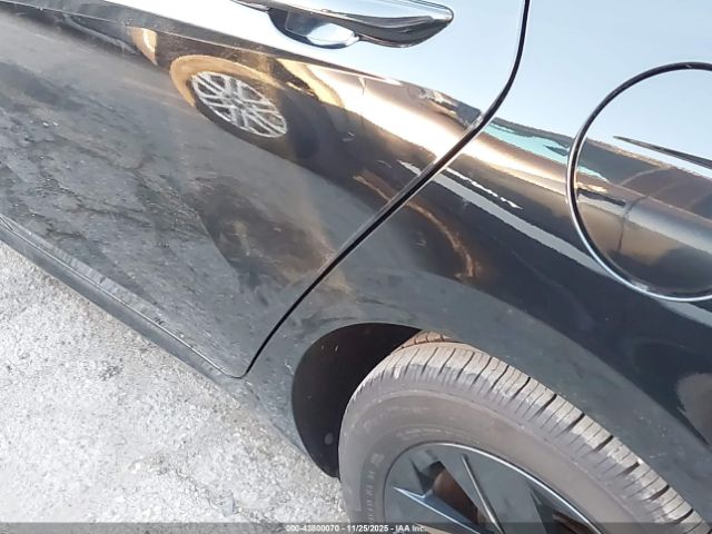 Hyundai ELANTRA Sel Image 4