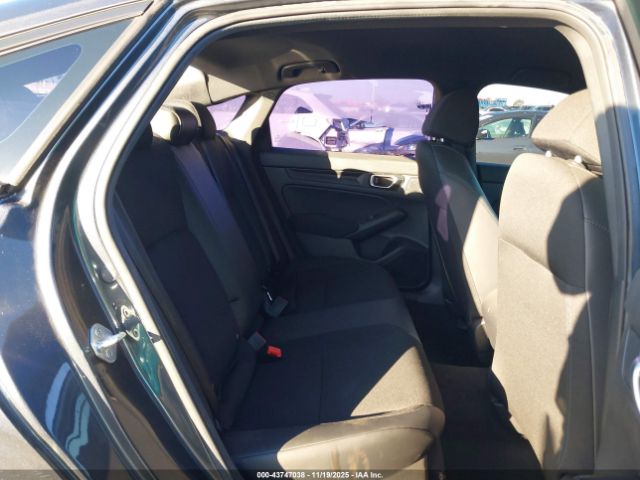 Honda Civic Sport Image 2