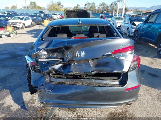 Honda Civic Sport Image 9