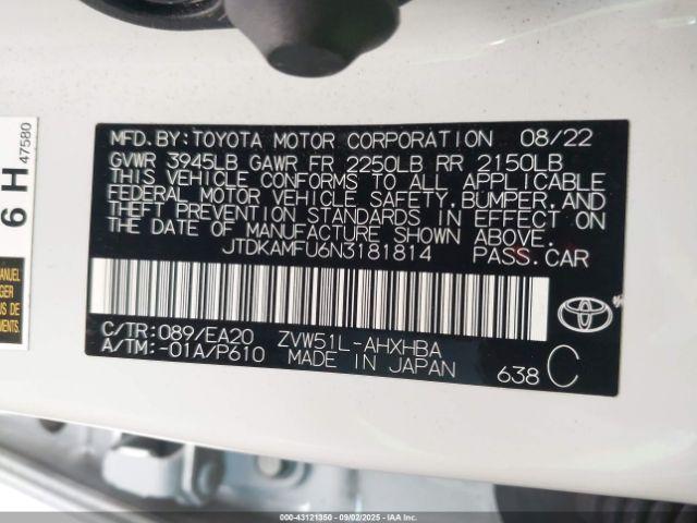 Toyota Prius Xle Image 10