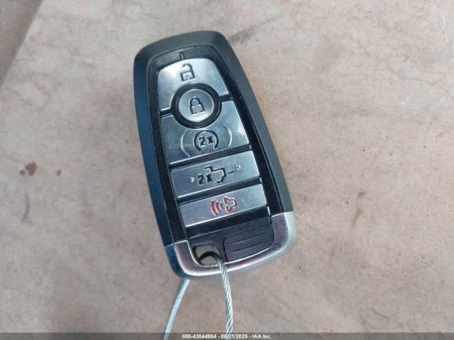 Ford F-150 Lariat Image 13