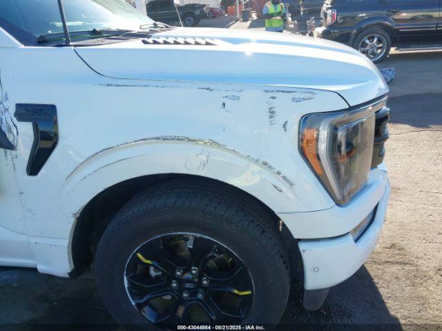 Ford F-150 Lariat Image 5