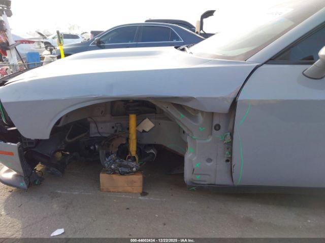 Dodge Challenger Gt Image 13