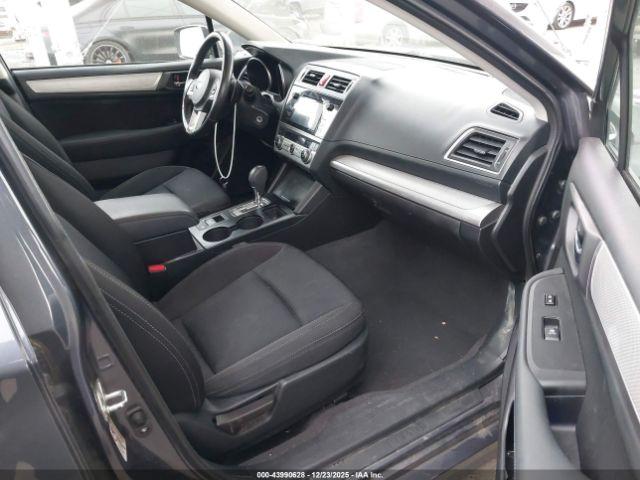 Subaru Legacy 2.5i Premium Image 15