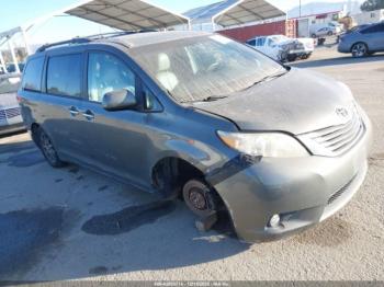  Salvage Toyota Sienna
