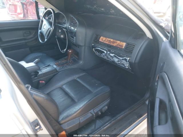 BMW 3 Series Image 5