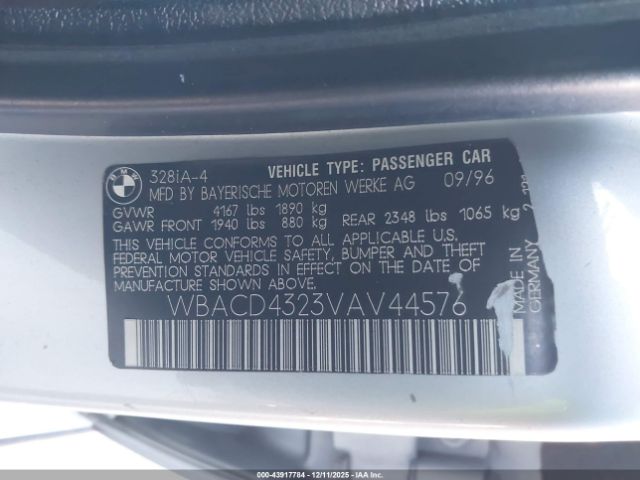 BMW 3 Series Image 7