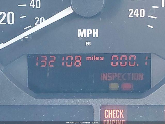 BMW 3 Series Image 2