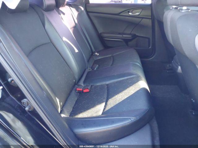 Honda Civic Sport Image 3