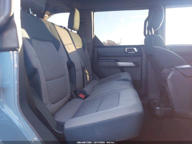 Ford Bronco Outer Banks Image 14