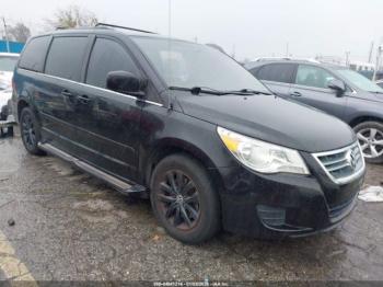 Salvage Volkswagen Routan