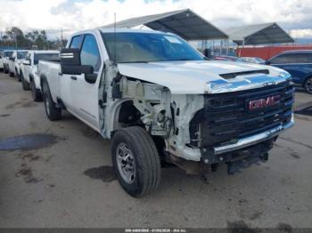  Salvage GMC Sierra 2500