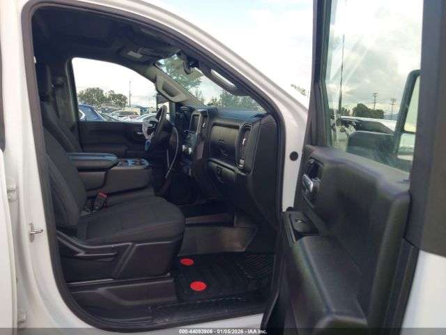 GMC Sierra 2500 4wd  Long Bed Pro Image 5