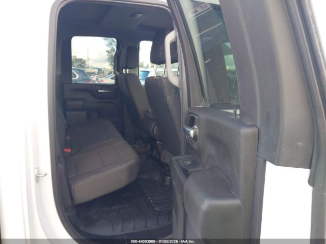 GMC Sierra 2500 4wd  Long Bed Pro Image 4