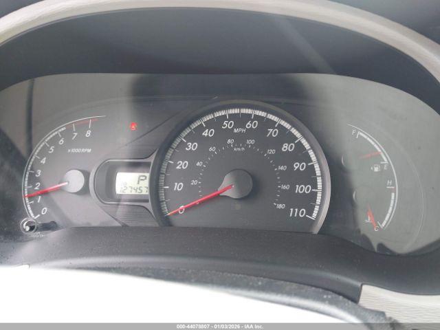 Toyota Sienna Le V6 Image 6