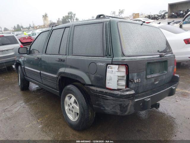 Jeep Grand Cherokee Laredo Image 9