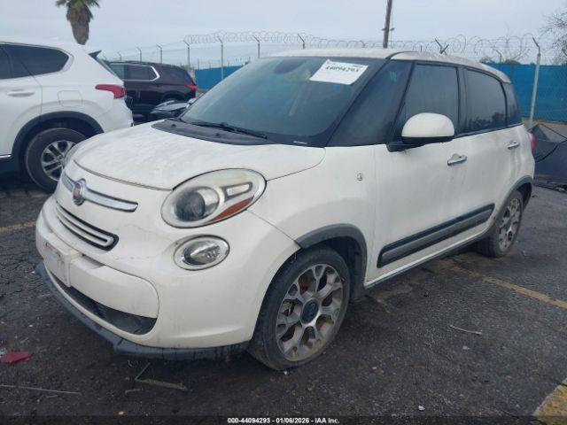 FIAT 500L Trekking Image 5
