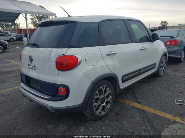 FIAT 500L Trekking Image 10