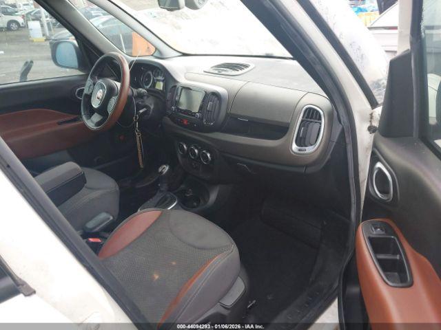 FIAT 500L Trekking Image 3