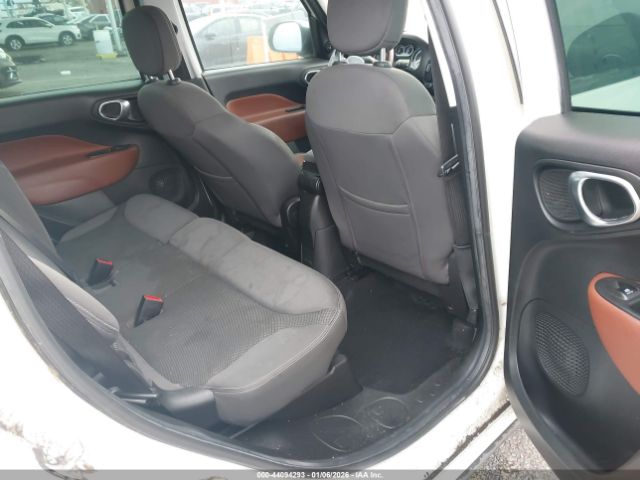 FIAT 500L Trekking Image 6