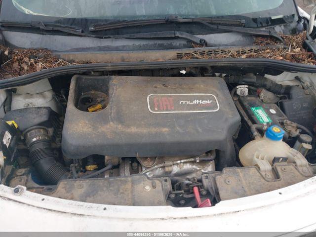 FIAT 500L Trekking Image 7