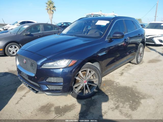 Jaguar F-PACE 30t Prestige Image 2