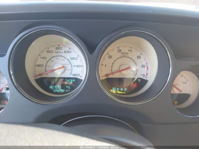 Dodge Challenger Image 16