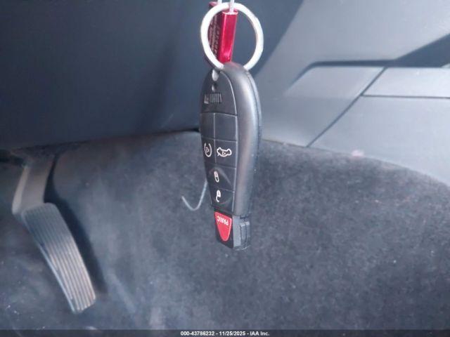 Dodge Challenger Image 6