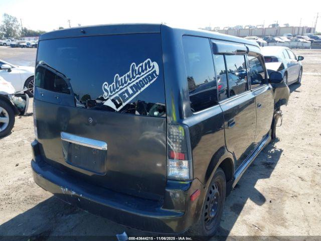 Scion xB Image 3