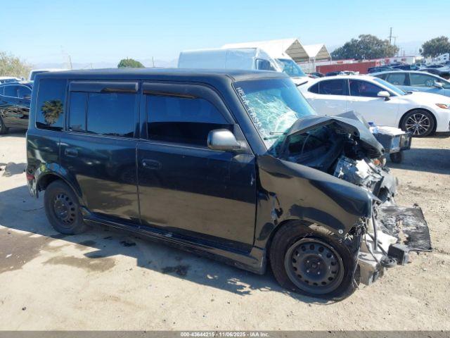 Scion xB Image 11