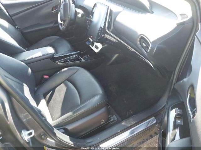 Toyota Prius Prime Advanced Image 7