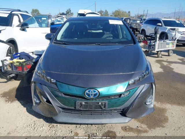 Toyota Prius Prime Advanced Image 15
