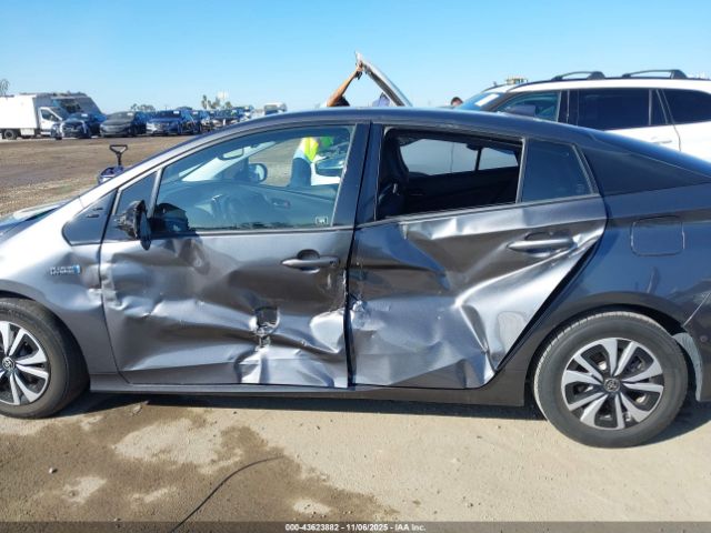 Toyota Prius Prime Advanced Image 14