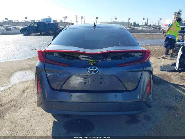 Toyota Prius Prime Advanced Image 11