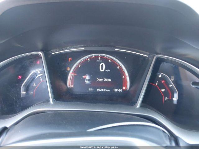 Honda Civic Sport Image 6