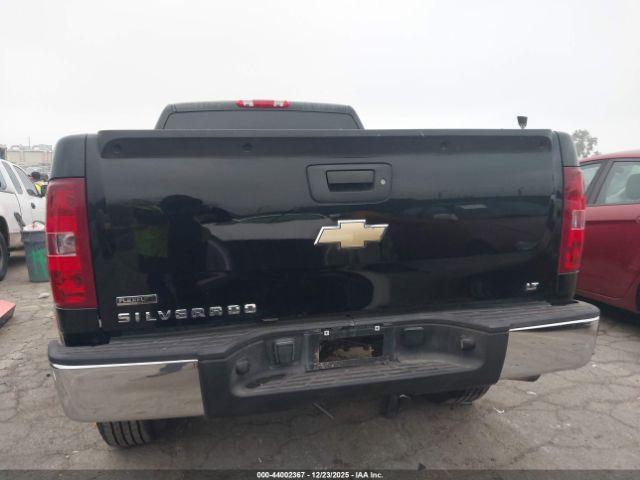 Chevrolet Silverado 1500 Lt Image 2