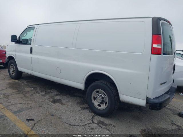 Chevrolet Express Rwd 2500 Extended Wheelbase Wt Image 5