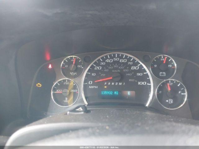 Chevrolet Express Rwd 2500 Extended Wheelbase Wt Image 12