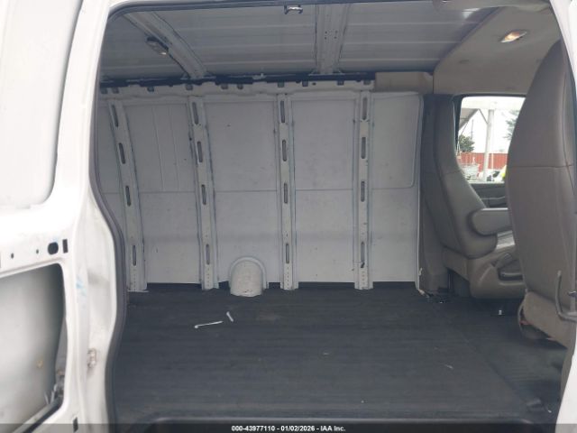 Chevrolet Express Rwd 2500 Extended Wheelbase Wt Image 7