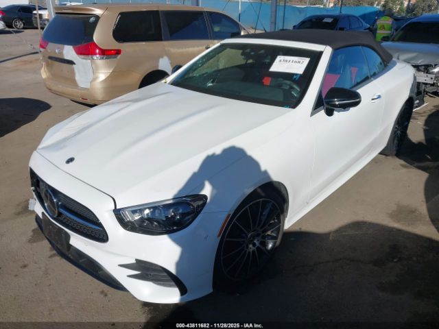 Mercedes-Benz E-Class Image 18