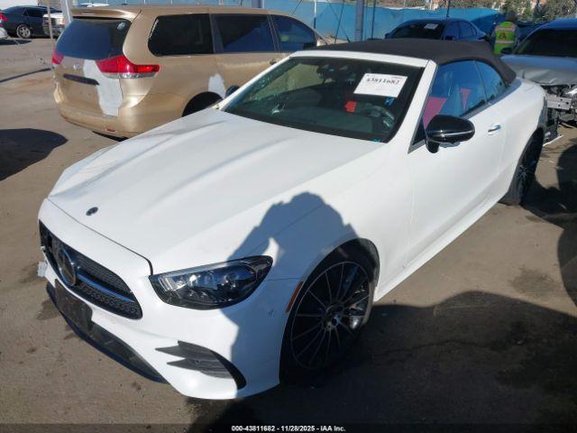 Mercedes-Benz E-Class Image 18