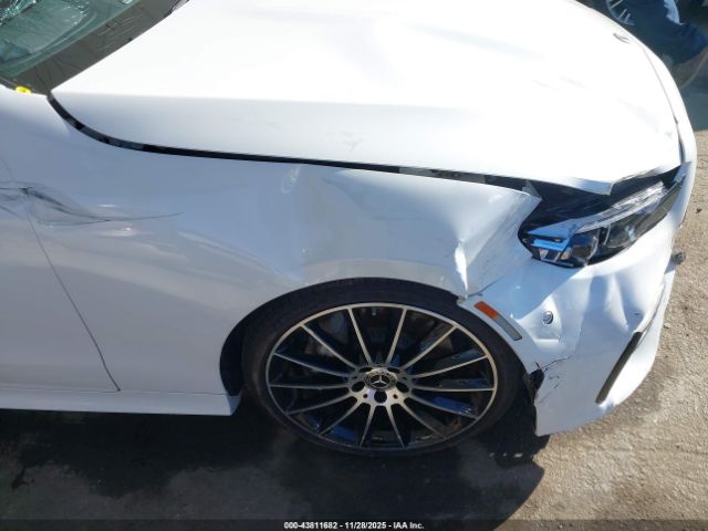 Mercedes-Benz E-Class Image 8