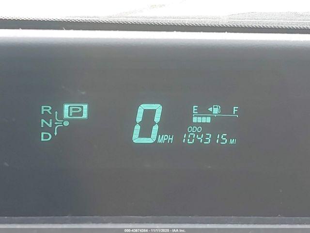 Toyota Prius Image 11