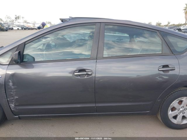 Toyota Prius Image 14