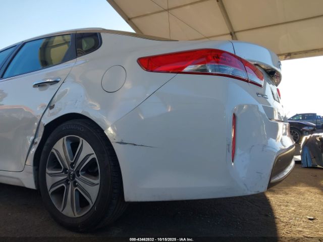 Kia Optima Ex Image 14